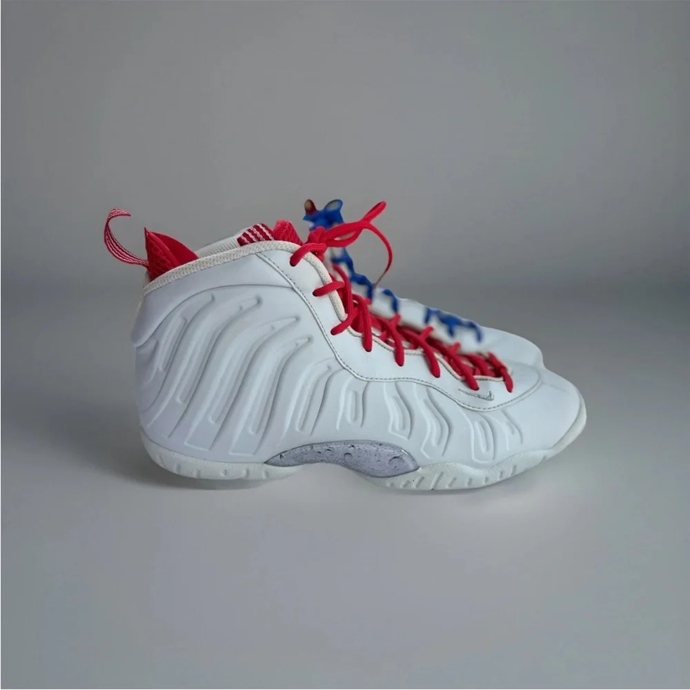 Nike Little Posite One Moon Basketball Shoes Sneakers Youth Size 6.5 White